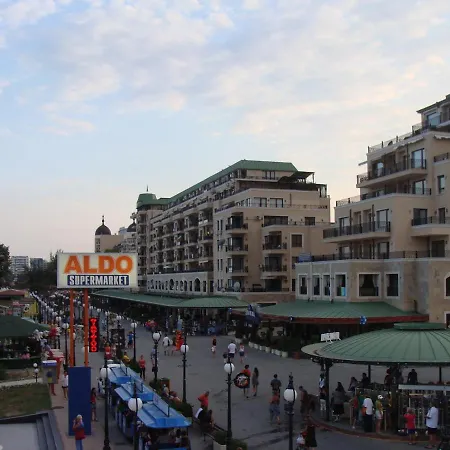 Admiral Nisipurile de Aur