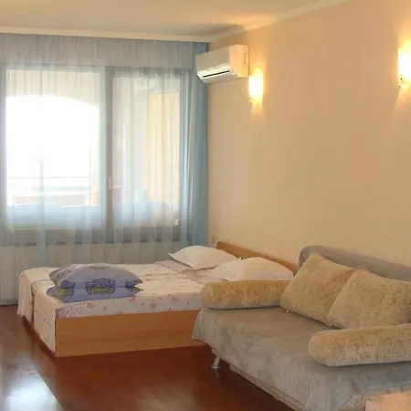 Admiral Złote Piaski